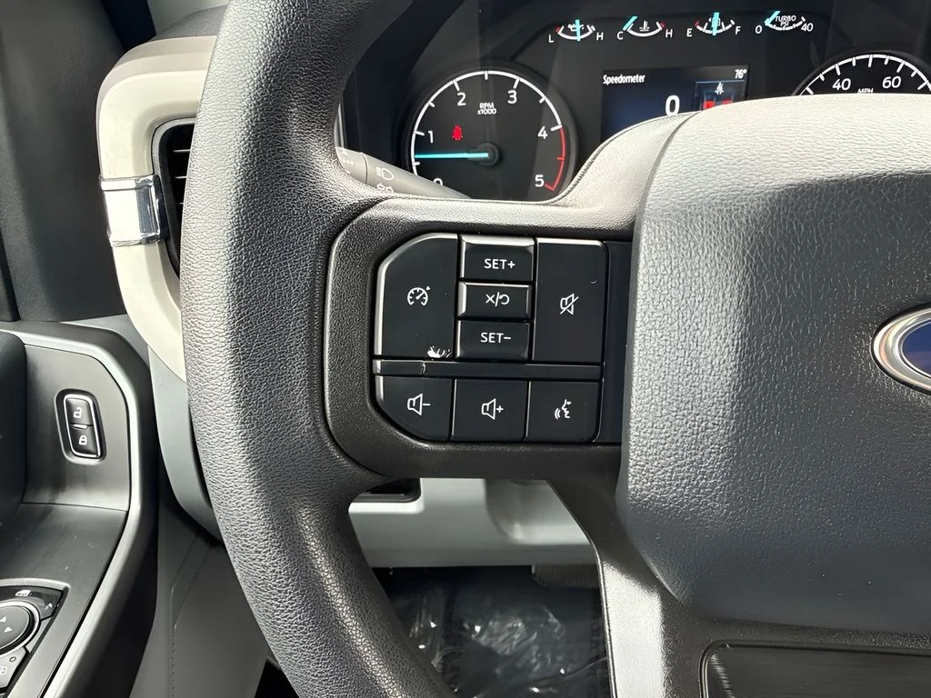 Used 2025 White Ford XLT image 14