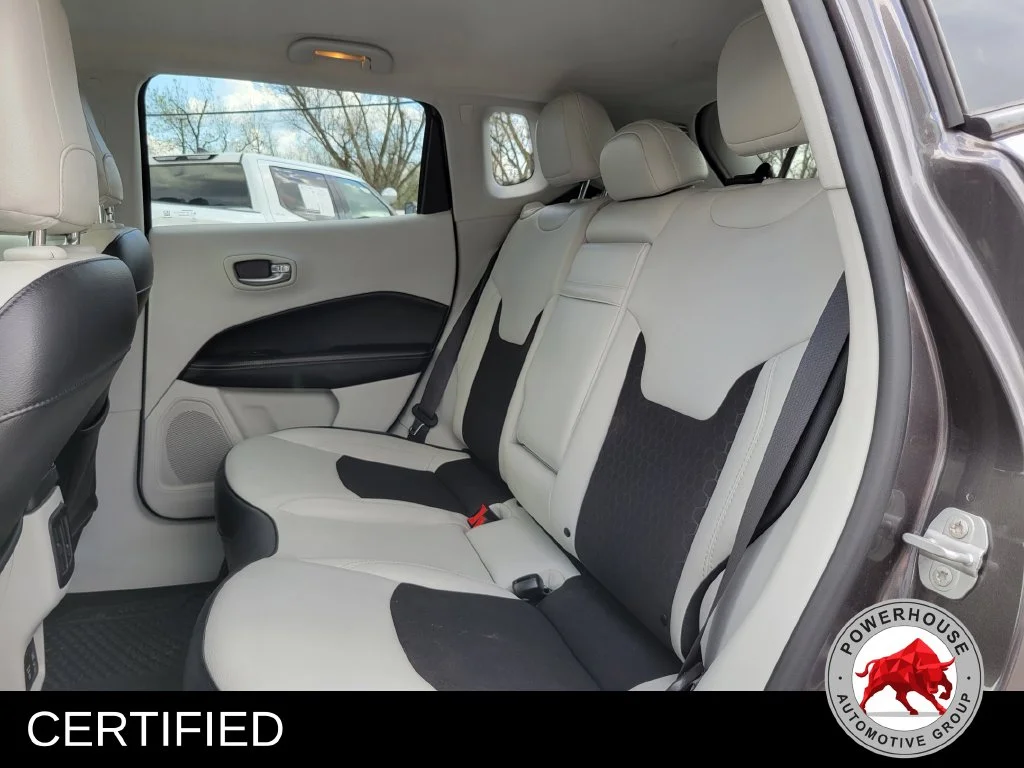 Used 2019 Gray Jeep Latitude image 15