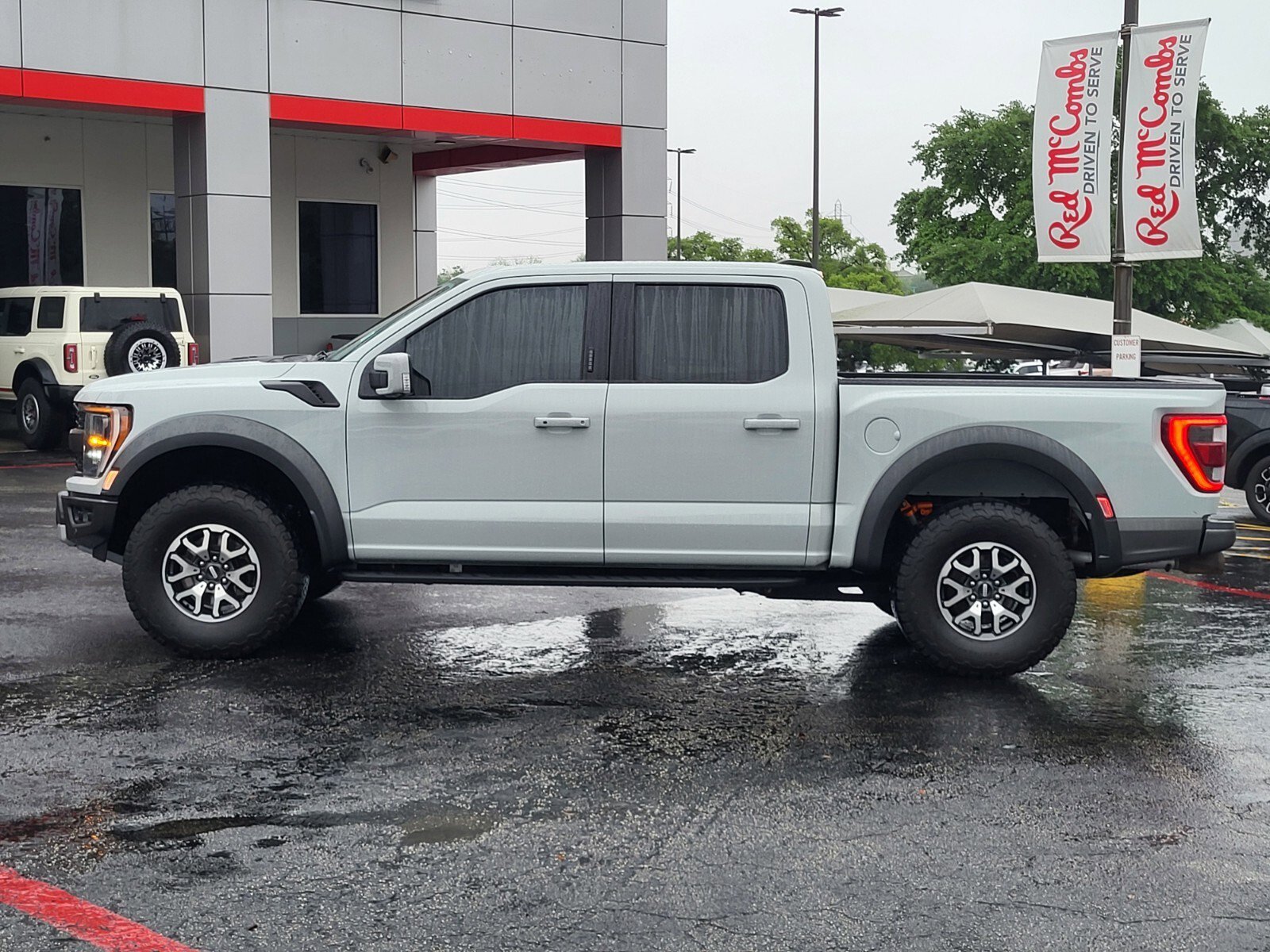 Used 2023 Avalanche Ford Raptor image 6