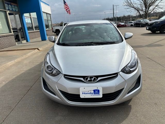 Used 2015 Hyundai Elantra SE with VIN KMHDH4AE0FU415201 for sale in Lincoln, NE