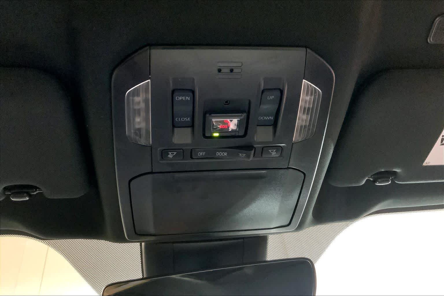 Used 2023 Wind Chill Pearl Toyota XSE image 34