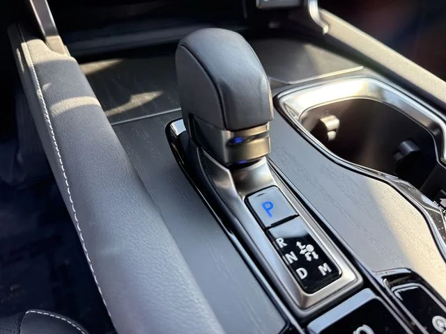 2025 Lexus RX 350 - Photo 20