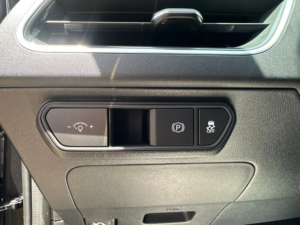 New 2026 Gray Kia EX image 9