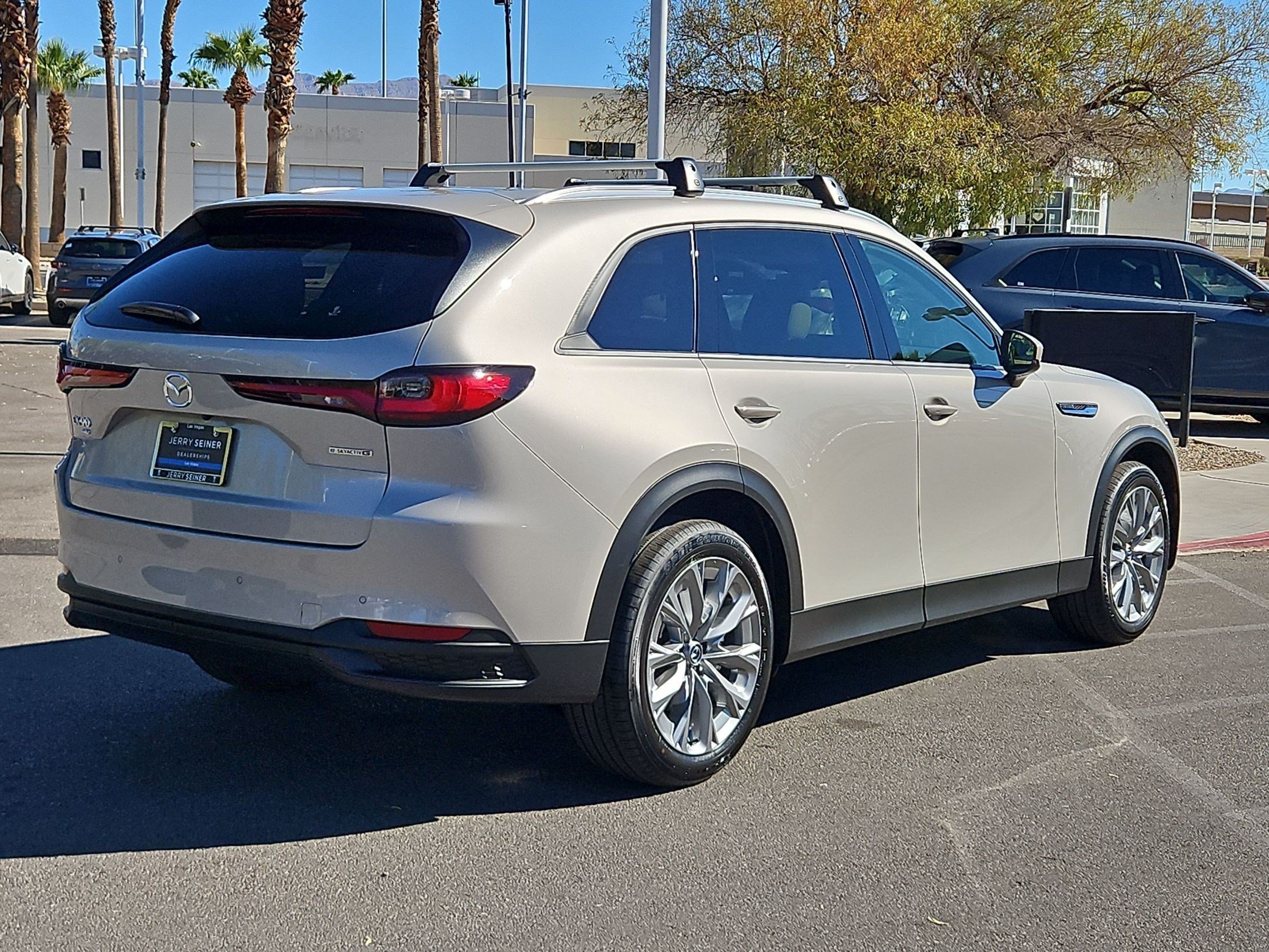 New 2026 Platinum Quartz Mazda Preferred image 8