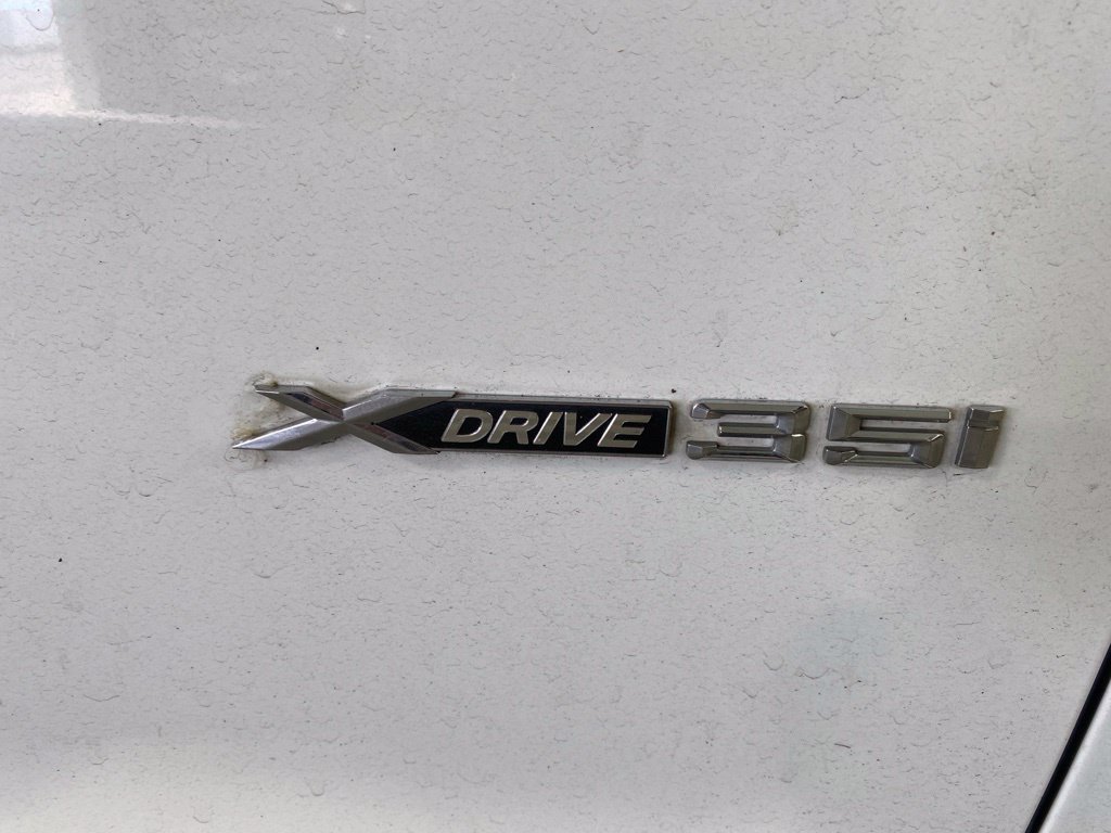 Used 2014 Alpine White BMW xDrive35i image 7