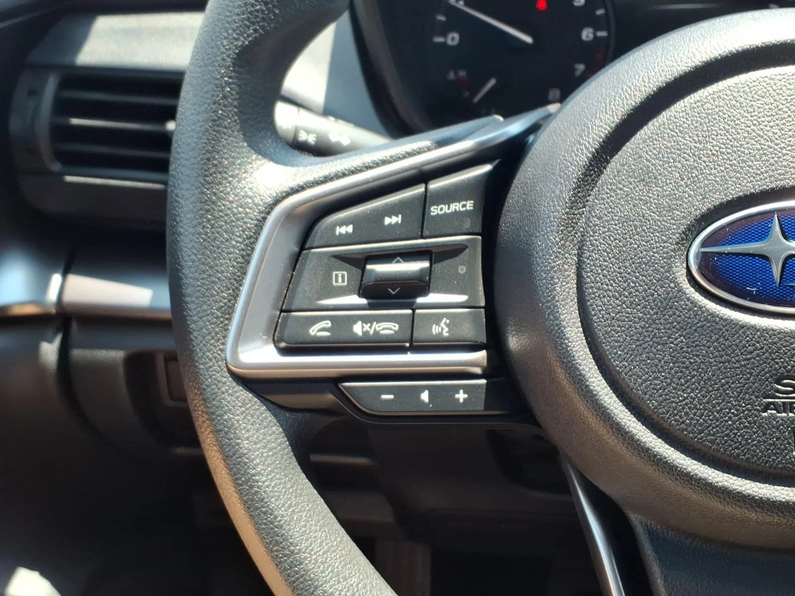 Used 2025 Ice Silver Metallic Subaru SEDAN image 18