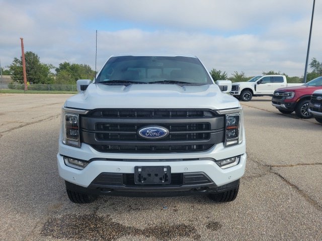 Used 2022 White Metallic Ford Lariat image 26