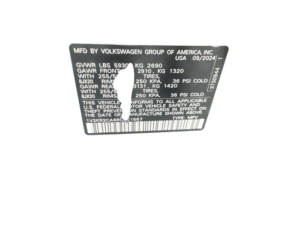 Used 2024 Gray Volkswagen 2.0T SE w/Technology image 93