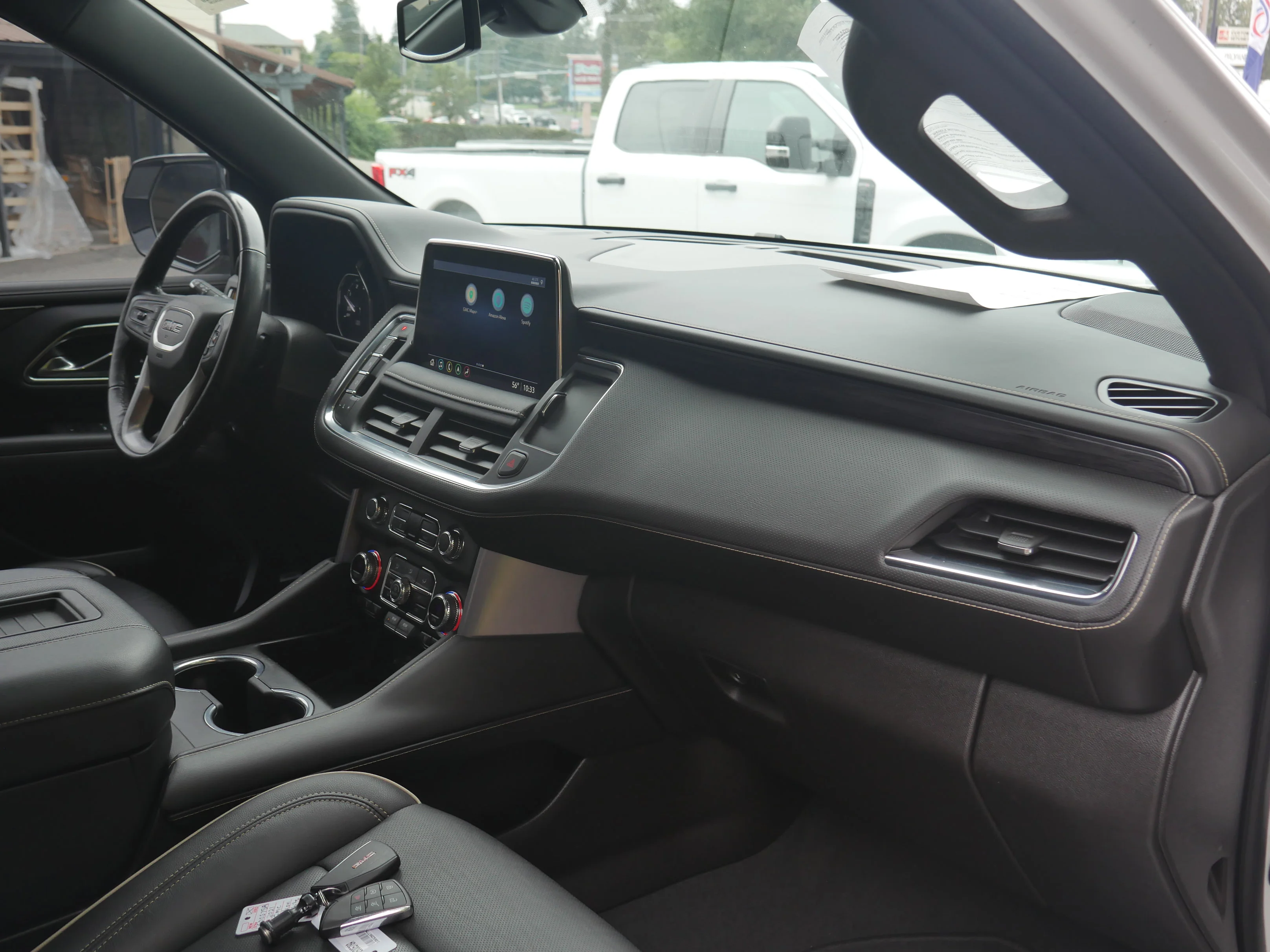Used 2021 White Frost Tricoat GMC SLT image 31