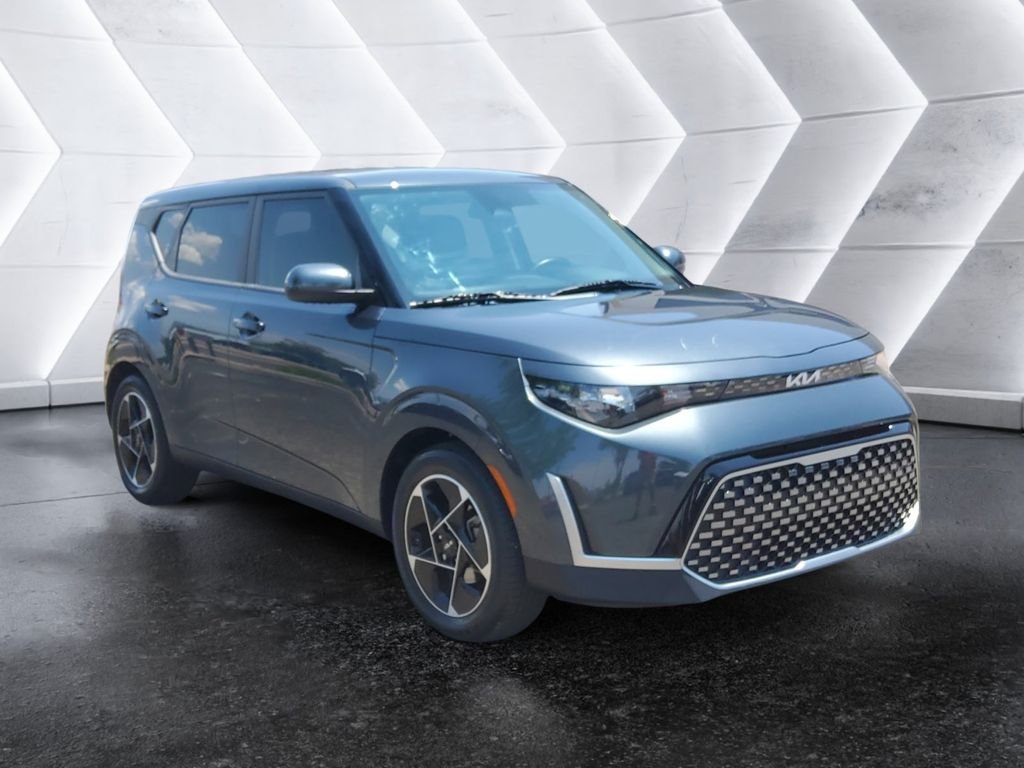 Used 2025 Gray Kia EX image 1
