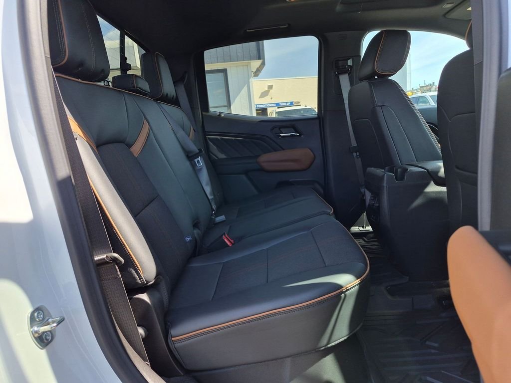 New 2026 Summit White GMC 4WD AT4 image 22