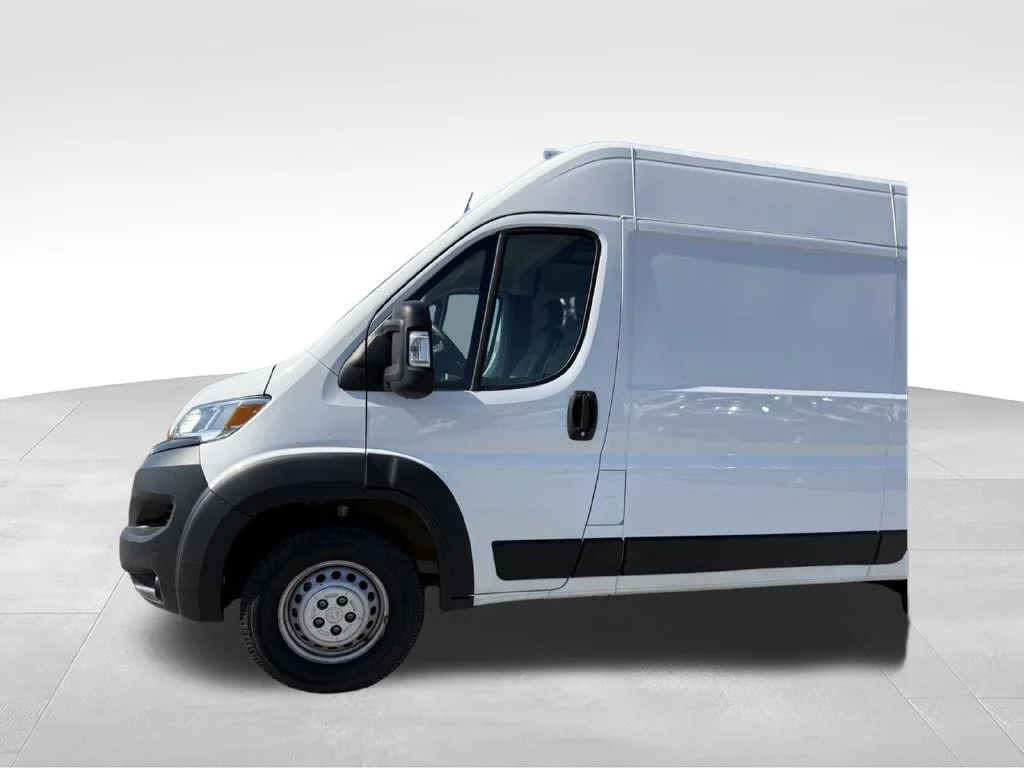 Used 2025 White Ram High Roof image 23