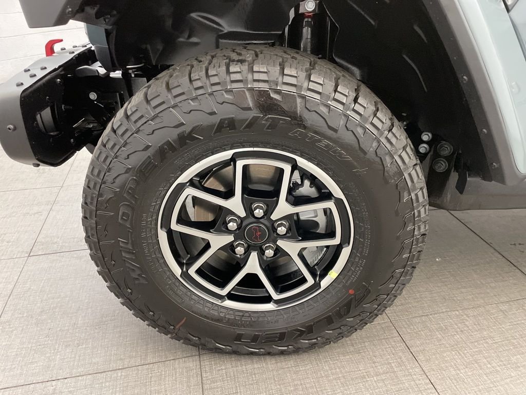 New 2026 Anvil Clear-Coat Exterior Paint Jeep Rubicon X image 8