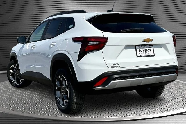New 2026 Summit White Chevrolet LT image 3
