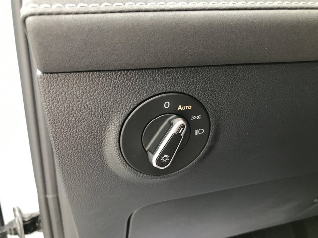 New 2026 Monument Gray w/Deep Black Roof Volkswagen SE Black image 16
