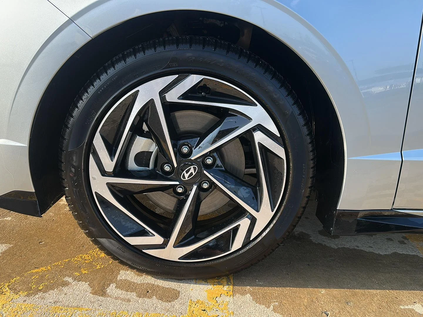 New 2026 Aero Silver Hyundai SEL Sport image 7