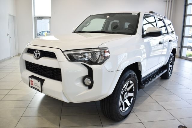 Certified Used 2019 White Toyota SR5 image 4