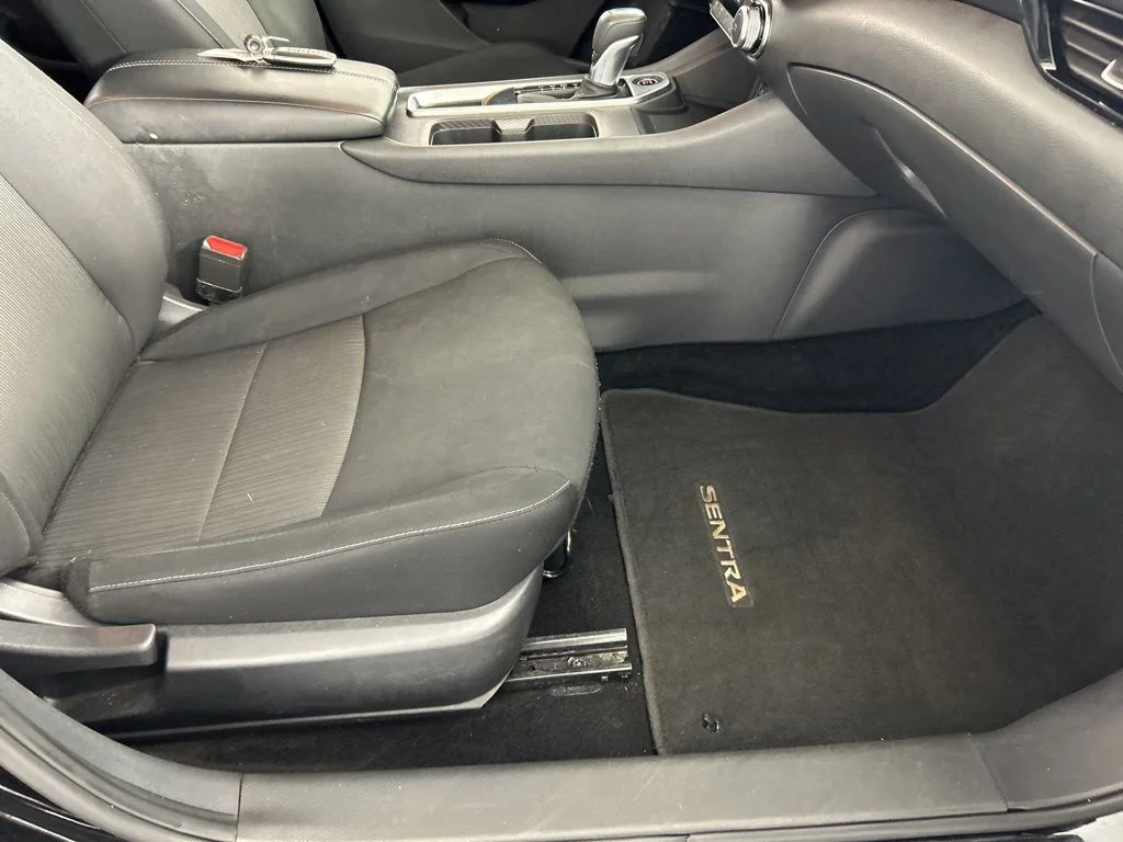 2024 Nissan Sentra SV - Photo 28