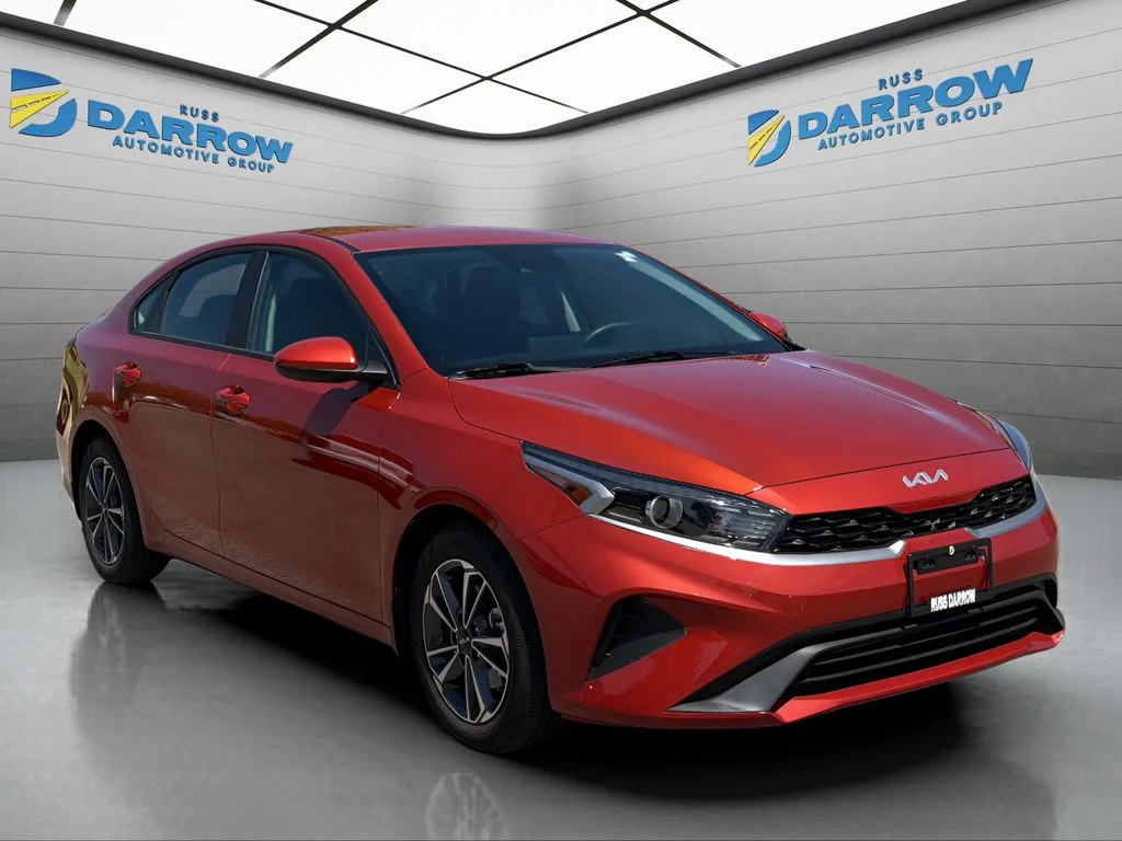 Certified Used 2024 Red Kia LXS image 7