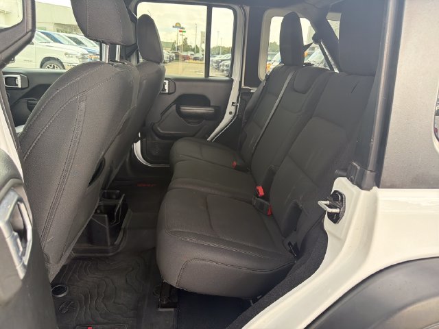 Used 2020 White Jeep Unlimited Sport Altitude image 11