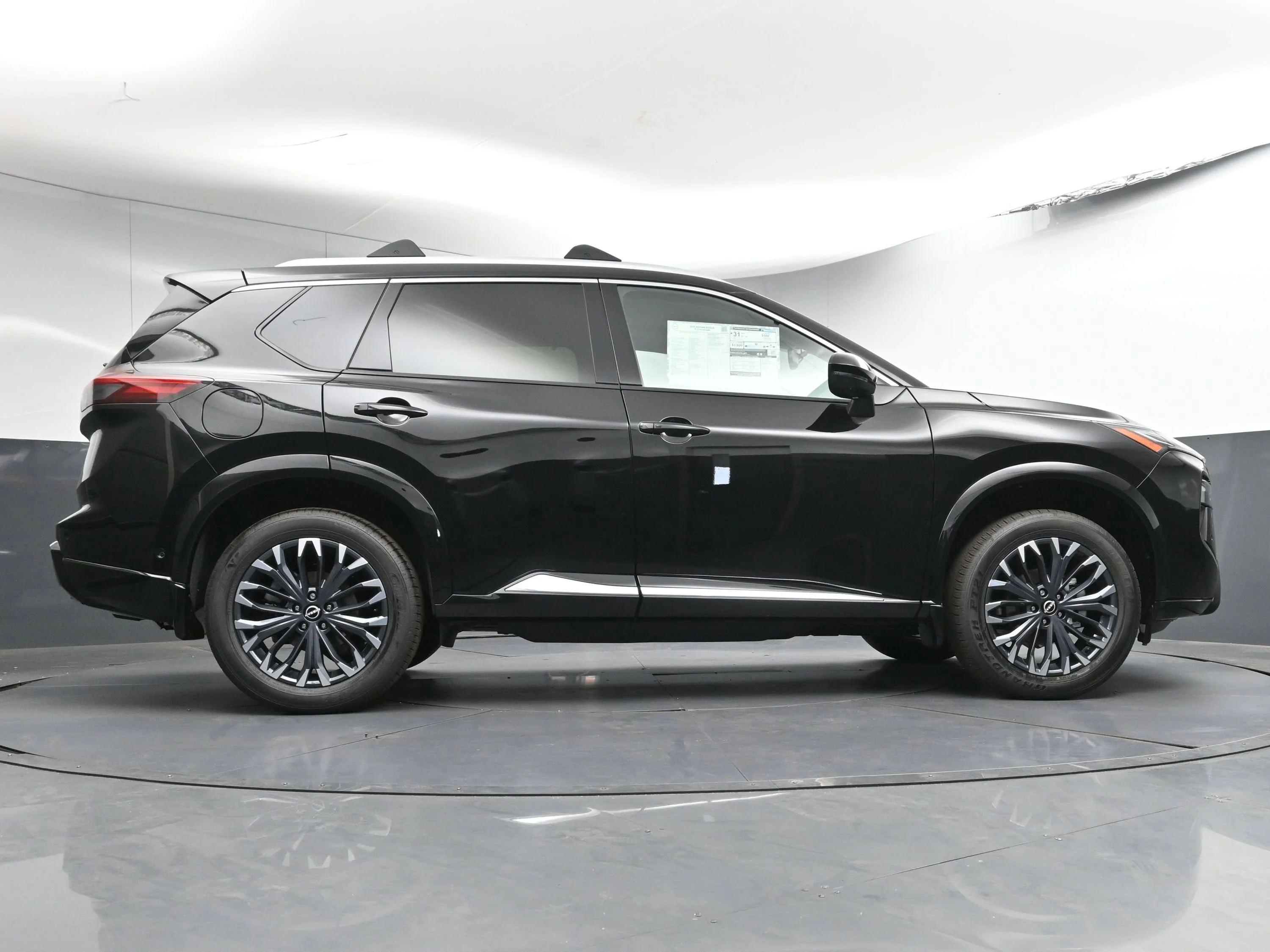 New 2026 Super Black Nissan Platinum image 28