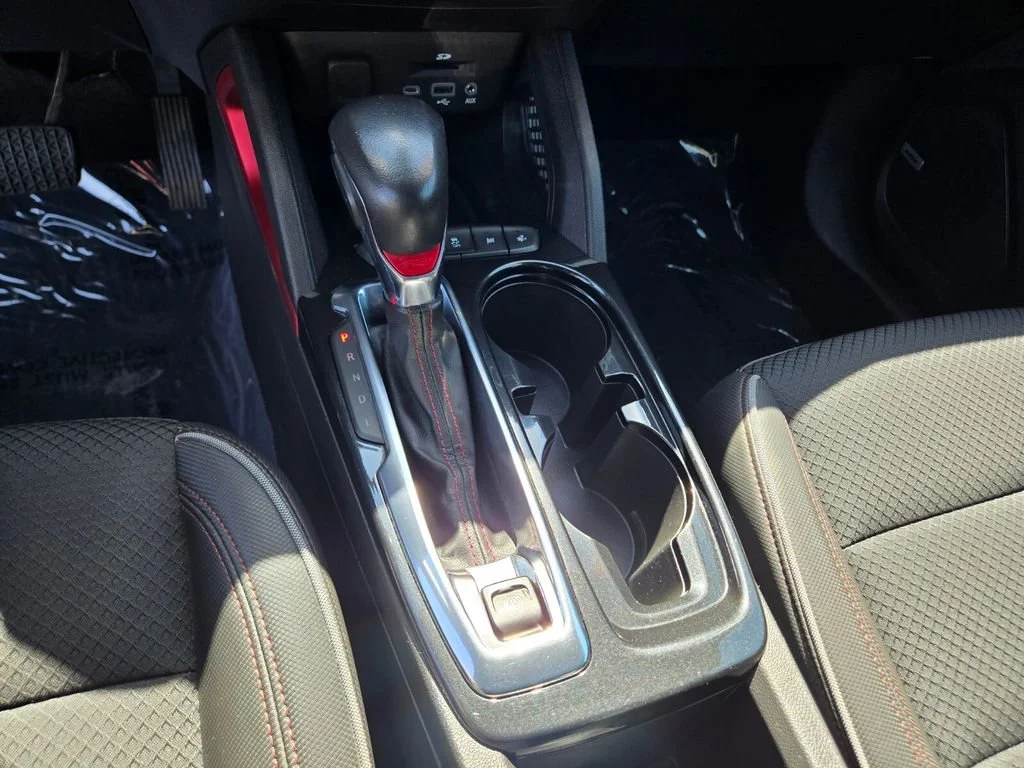 Used 2021 SUMMIT WHITE Chevrolet RS image 22