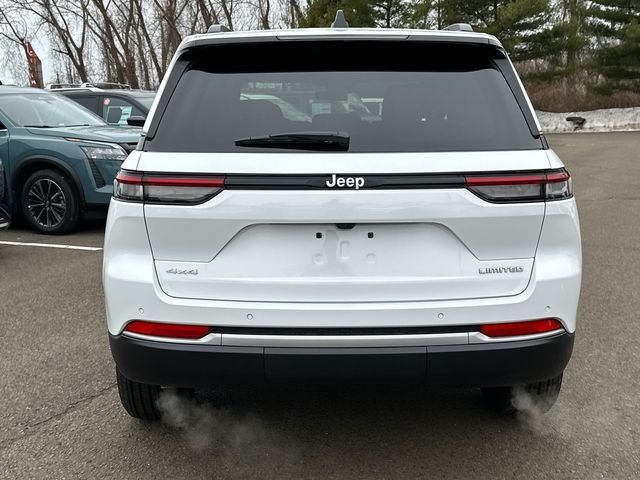 New 2026 Bright White Clear-Coat Exterior Paint Jeep Limited image 3