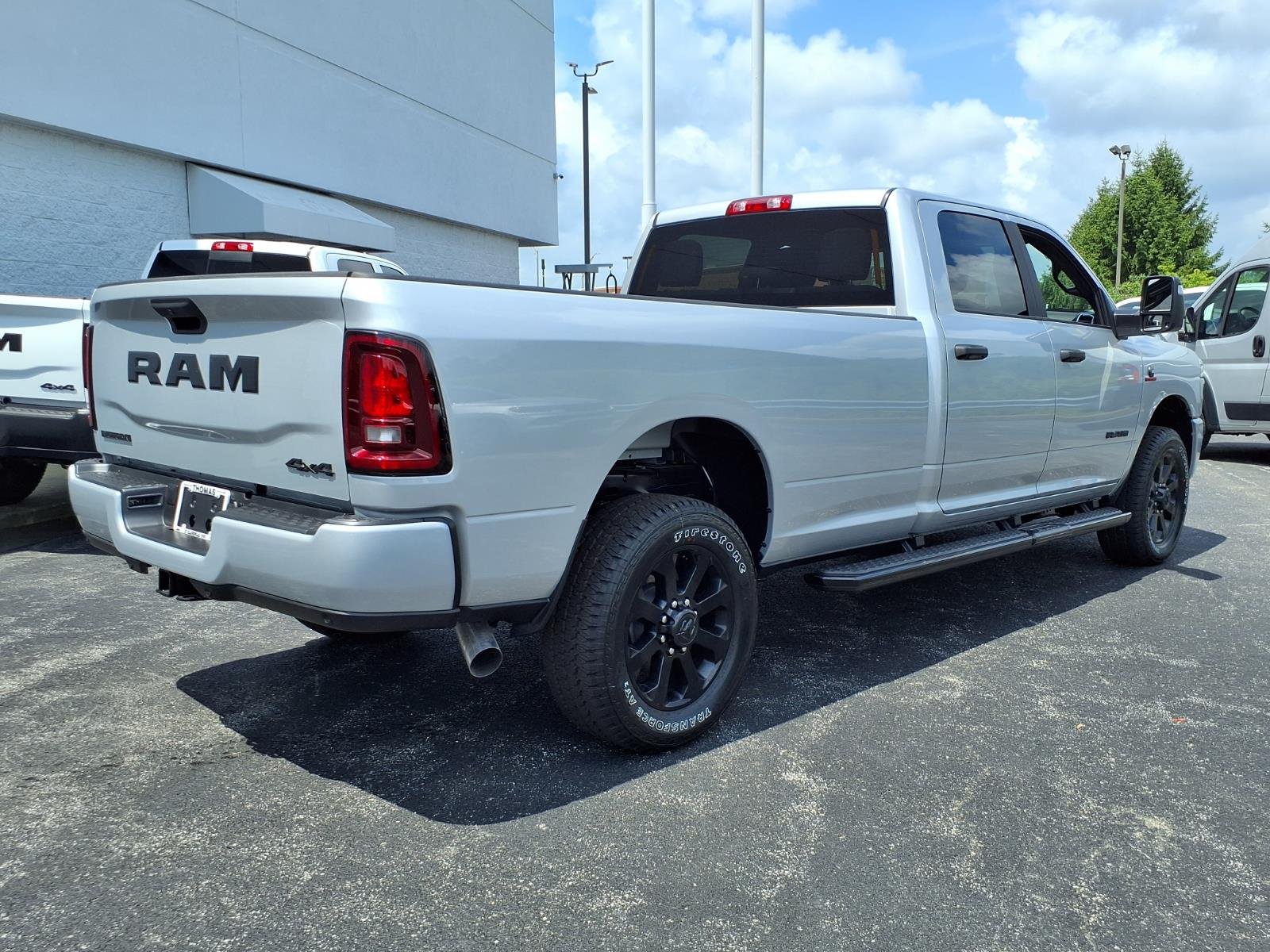 New 2026 Silver-Zynith Exterior Paint RAM Big Horn image 3
