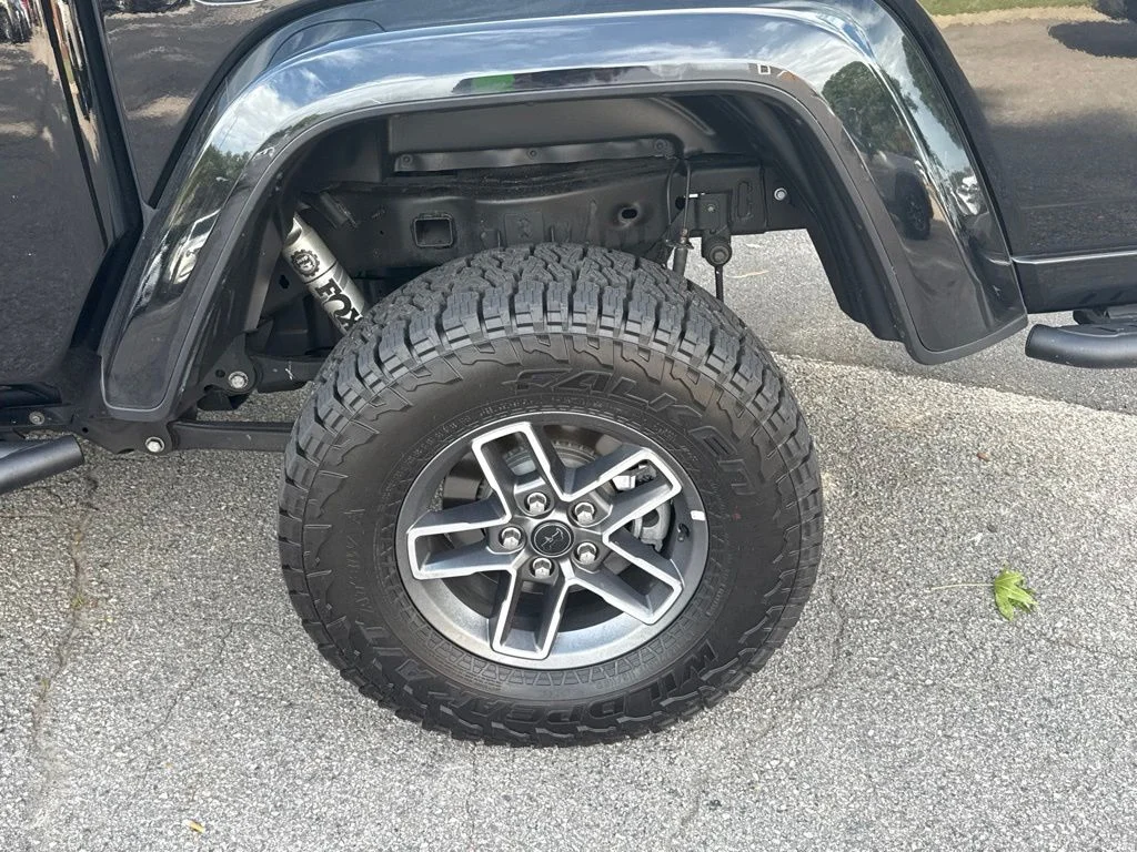 Used 2021 Black Jeep Overland image 4