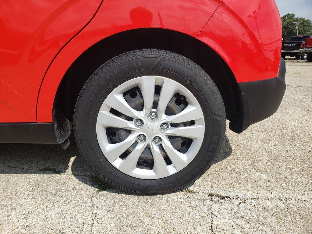 Used 2022 Inferno Red Kia LX image 10