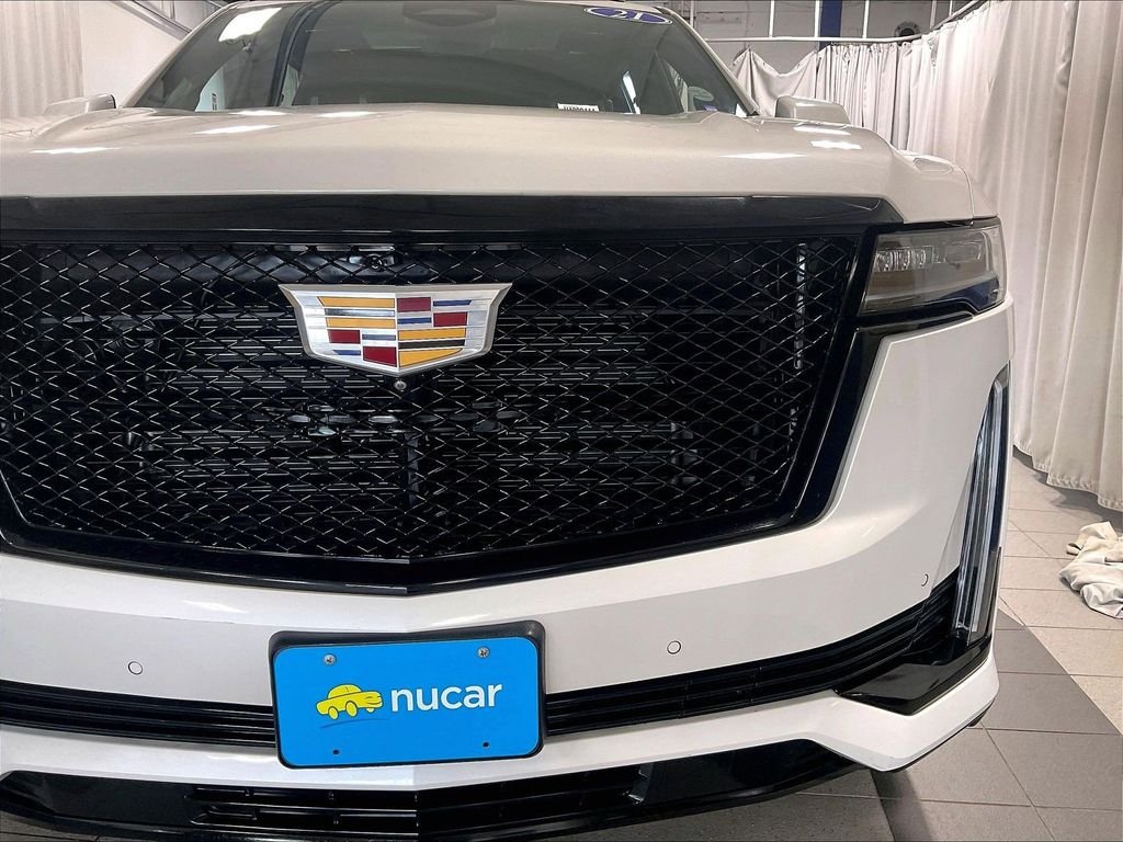 Used 2021 White Cadillac Sport Platinum image 33