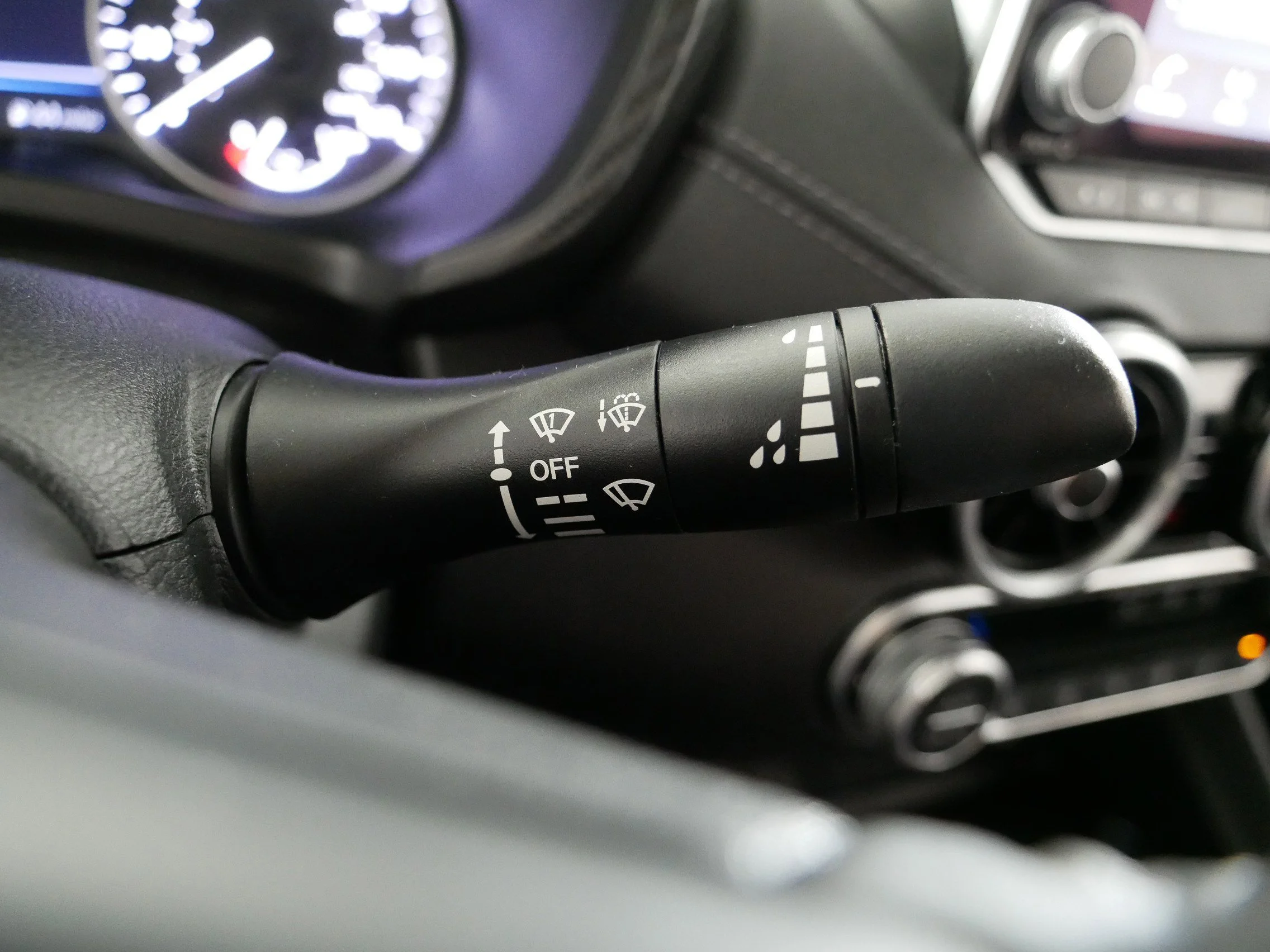 Used 2023 Super Black Nissan SV image 31