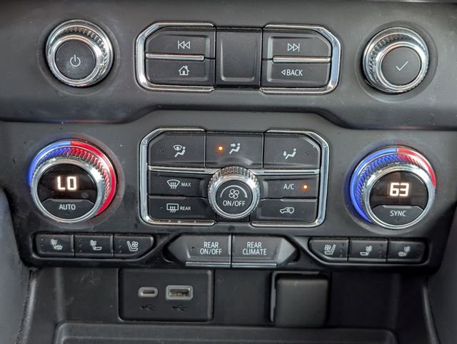 Used 2021 White GMC SLT image 21