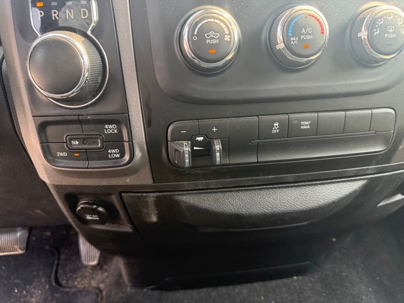 Used 2017 Gray Ram Express image 7