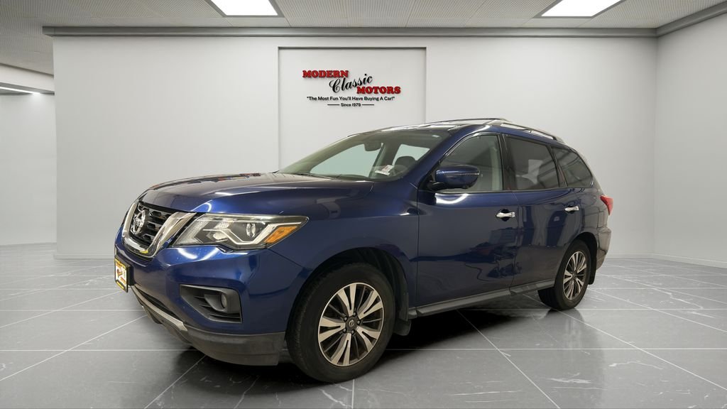 Used 2017 Blue Nissan SL image 1
