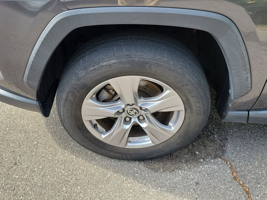 Used 2022 Gray Toyota XLE image 37