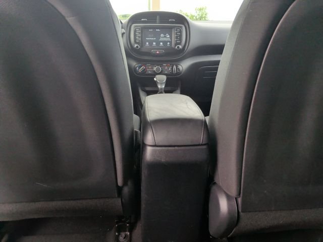 Used 2021 Orange Kia LX image 31