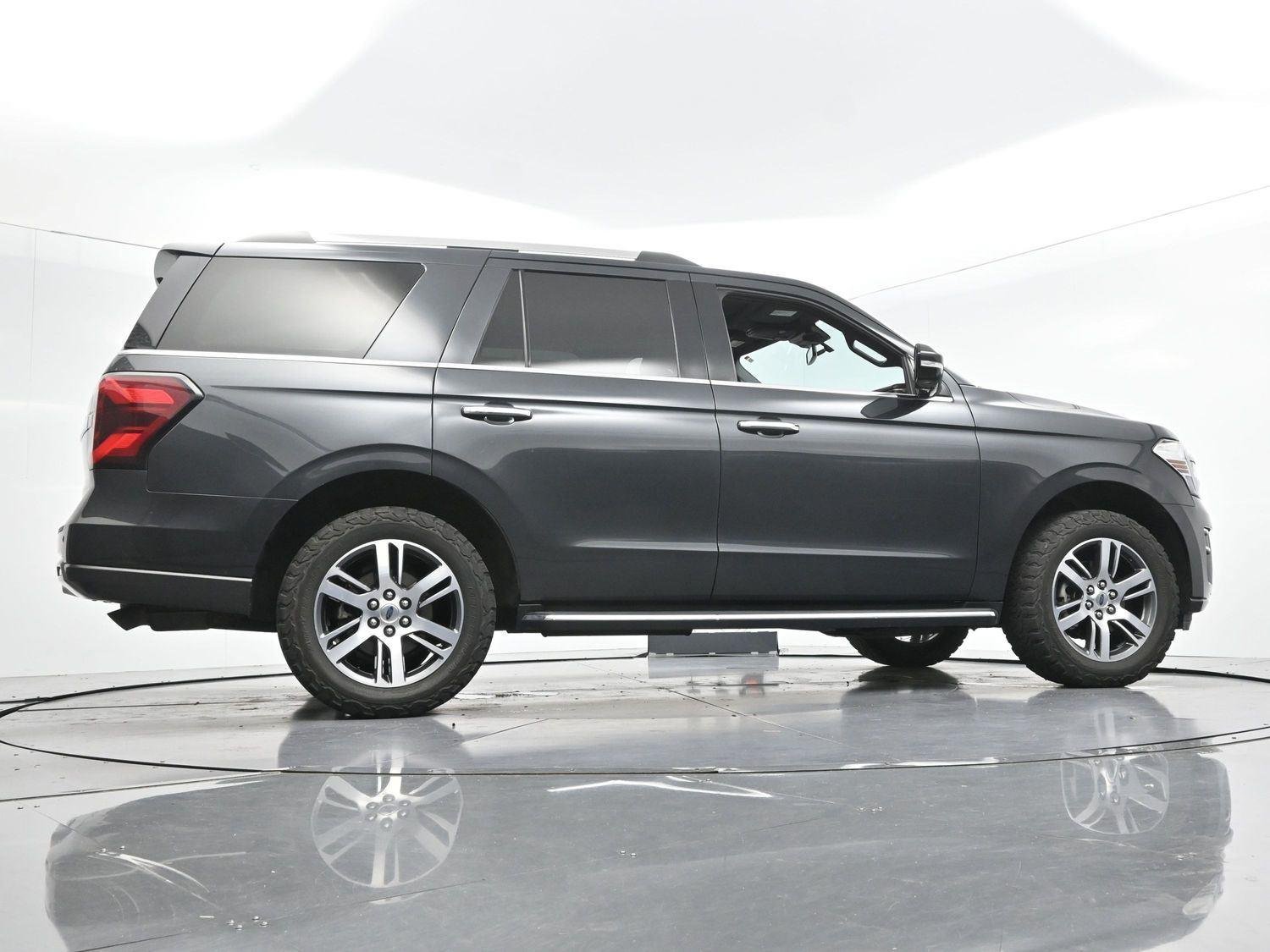 Used 2022 Dark Matter Gray Ford Limited image 59