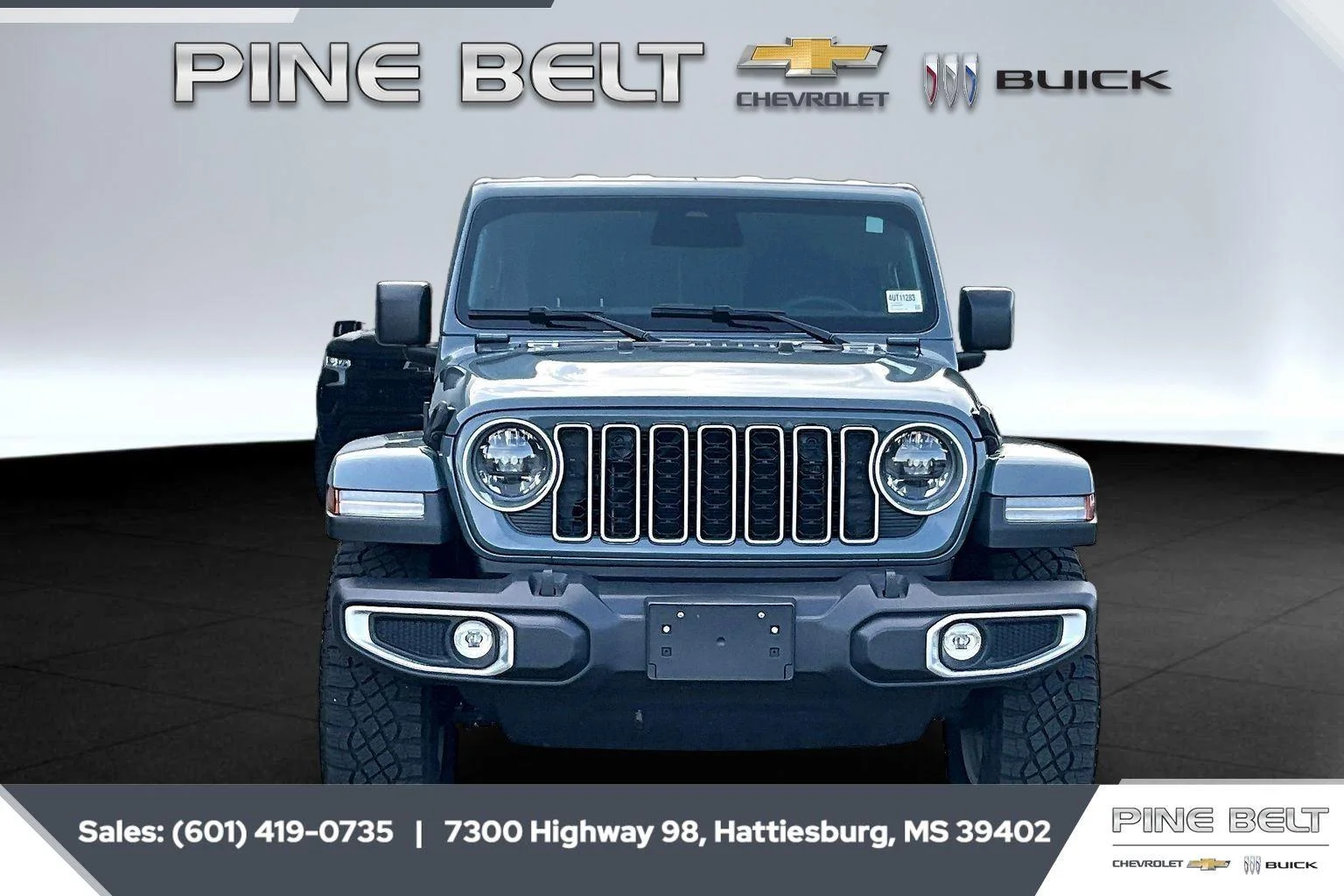 Used 2026 anvil clearcoat Jeep Sahara image 3