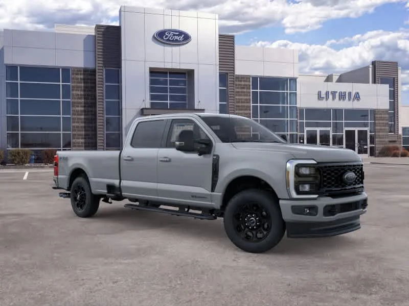 New 2026 Avalanche Ford F-350® XLT image 7