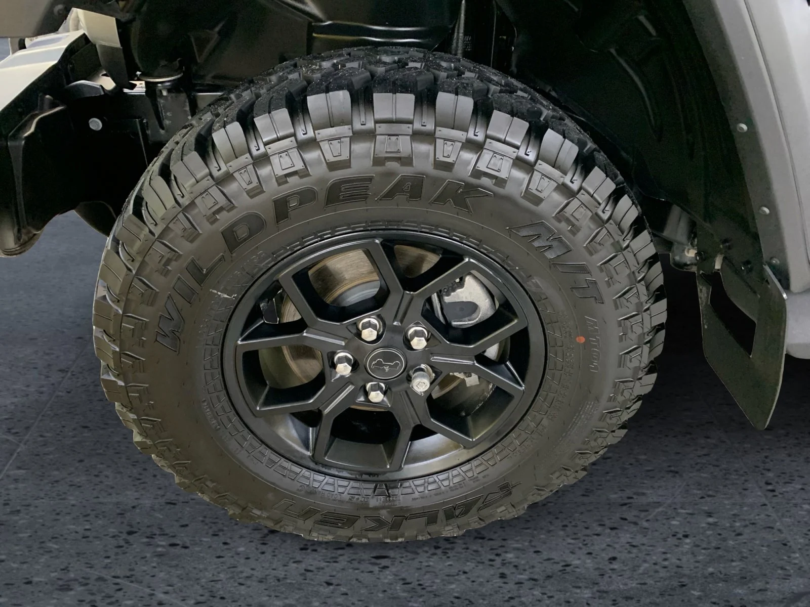 Used 2024 Gray Jeep Willys image 9
