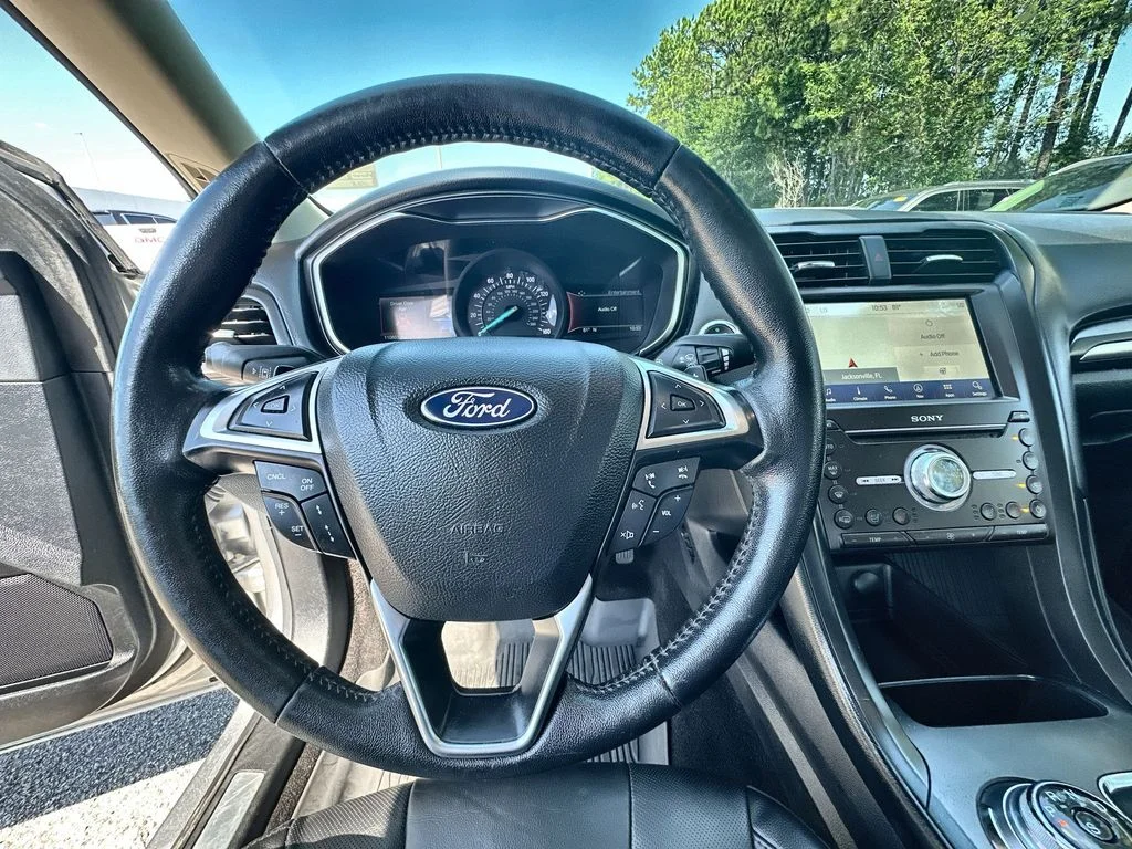Used 2020 Iconic Silver Metallic Ford Titanium image 11