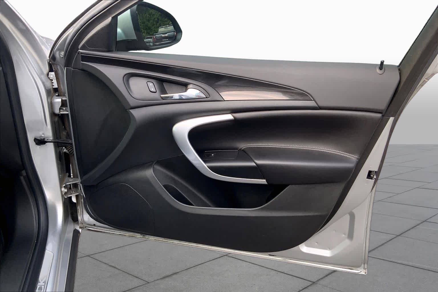Used 2017 Quicksilver Metallic Buick Sport Touring image 20