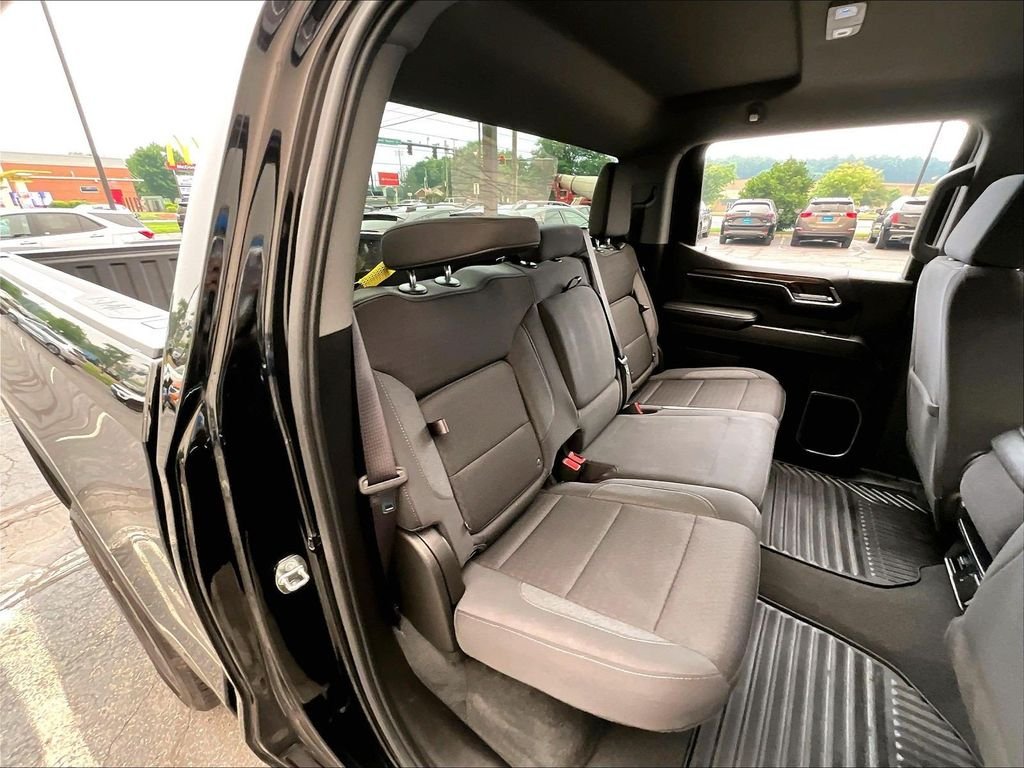 Used 2024 Black GMC Elevation image 15