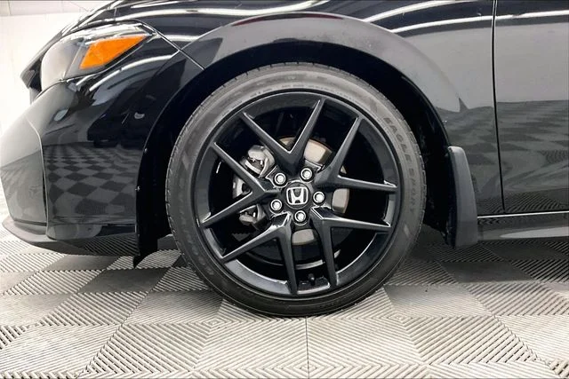Used 2025 Crystal Black Pearl Honda Sport image 10