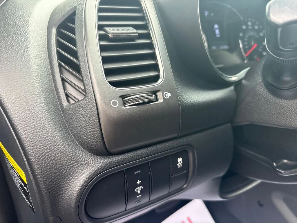 Used 2018 Red Kia LX image 13