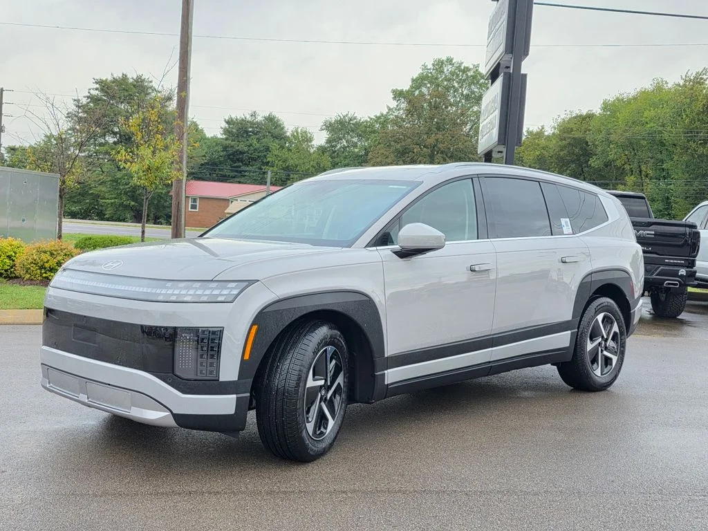 New 2026 Cyber Gray Hyundai SE image 4