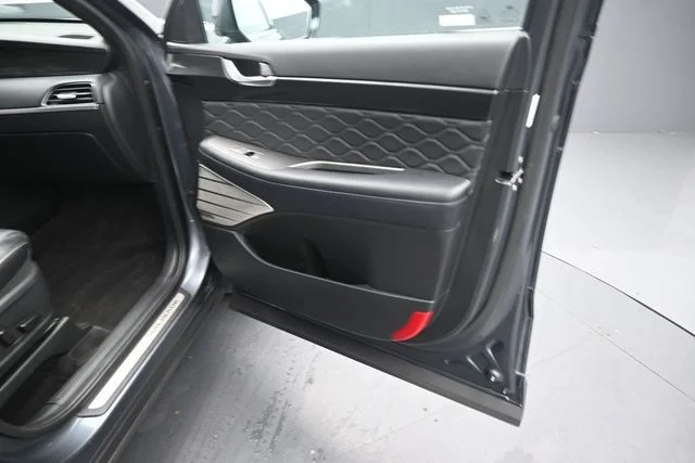 Used 2020 Steel / Graphite Hyundai Limited image 32