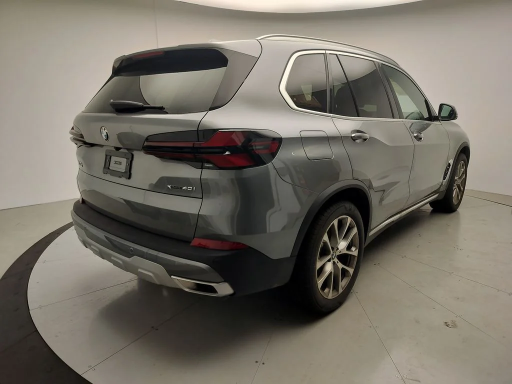 Certified Used 2026 Skyscraper Grey Metallic BMW xDrive40i image 3
