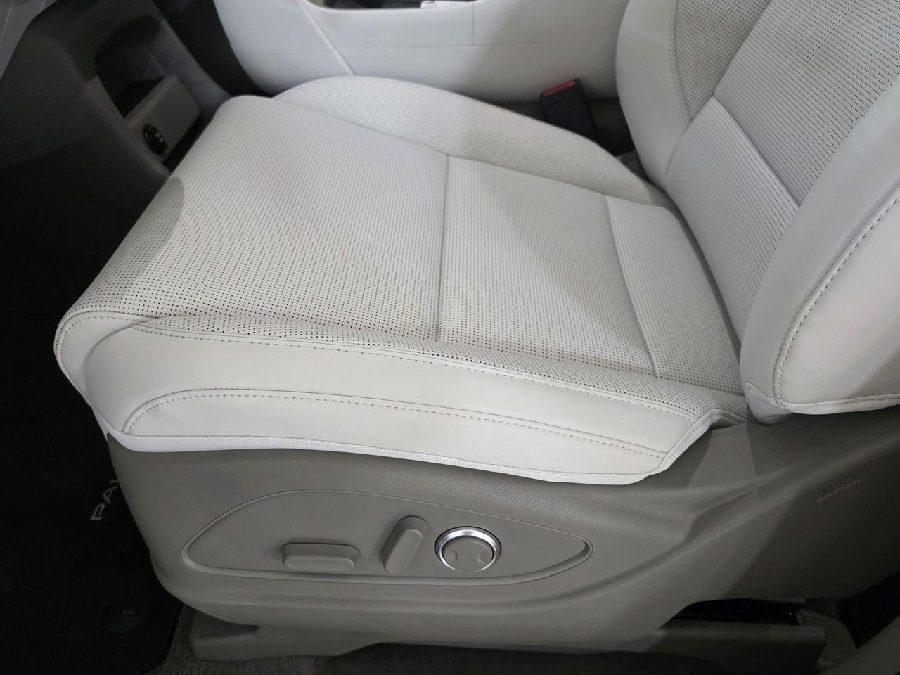 New 2027 Wc9 Hyundai Blue SEL 7P image 24